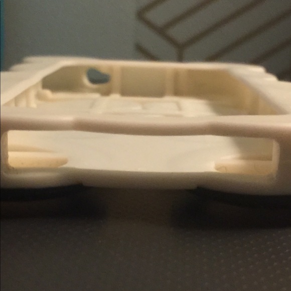 iPhone 4s Phonecase. - Picture 3 of 4